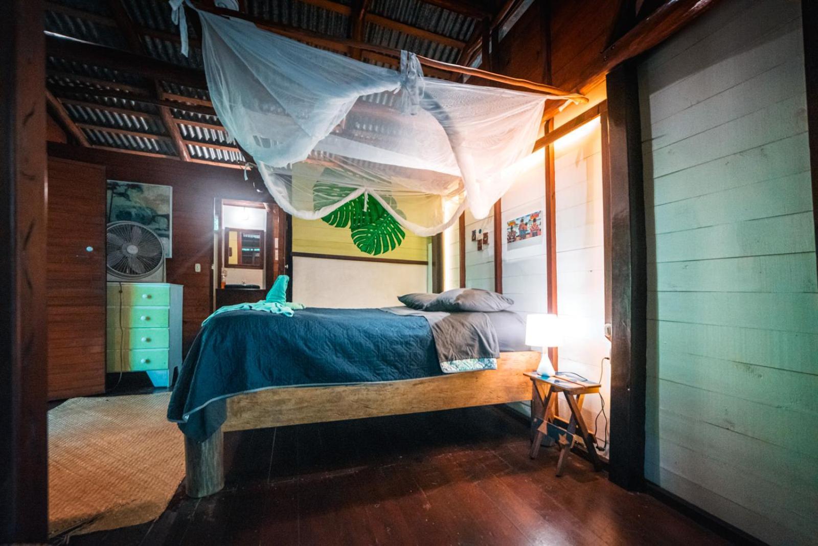 Hotel Casa Perico Rio Dulce Bagian luar foto