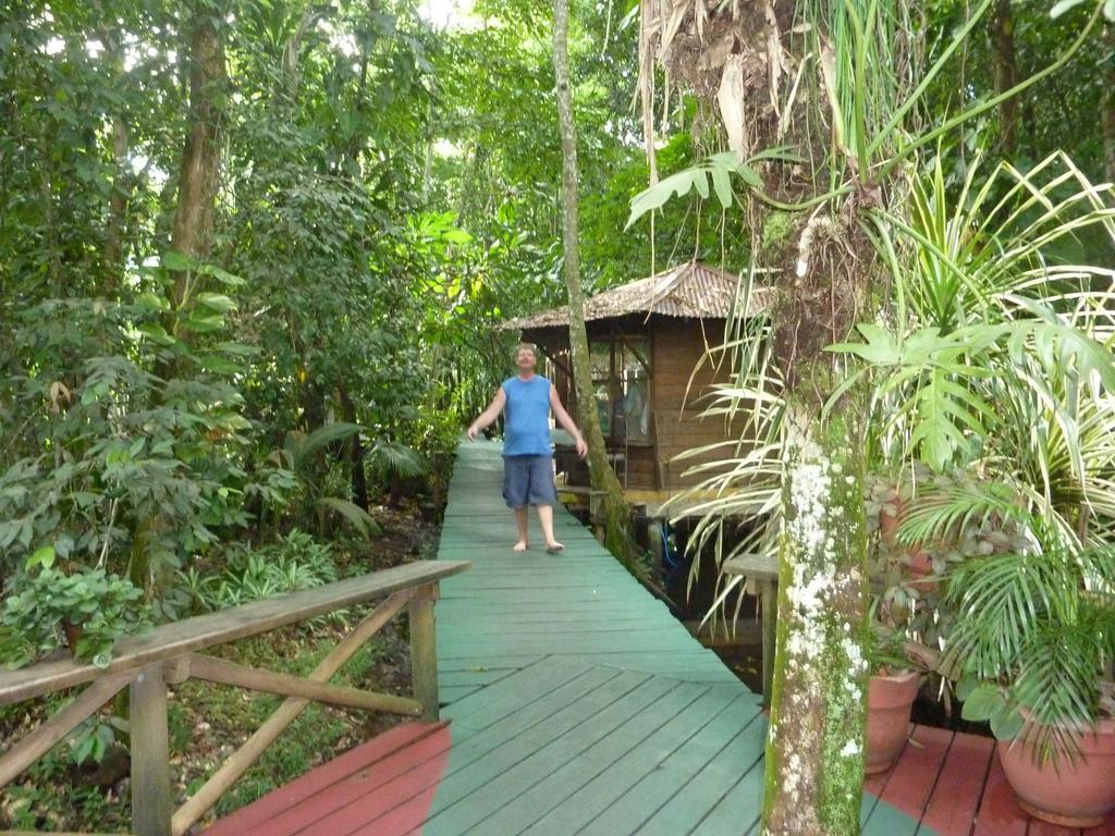 Hotel Casa Perico Rio Dulce Bagian luar foto