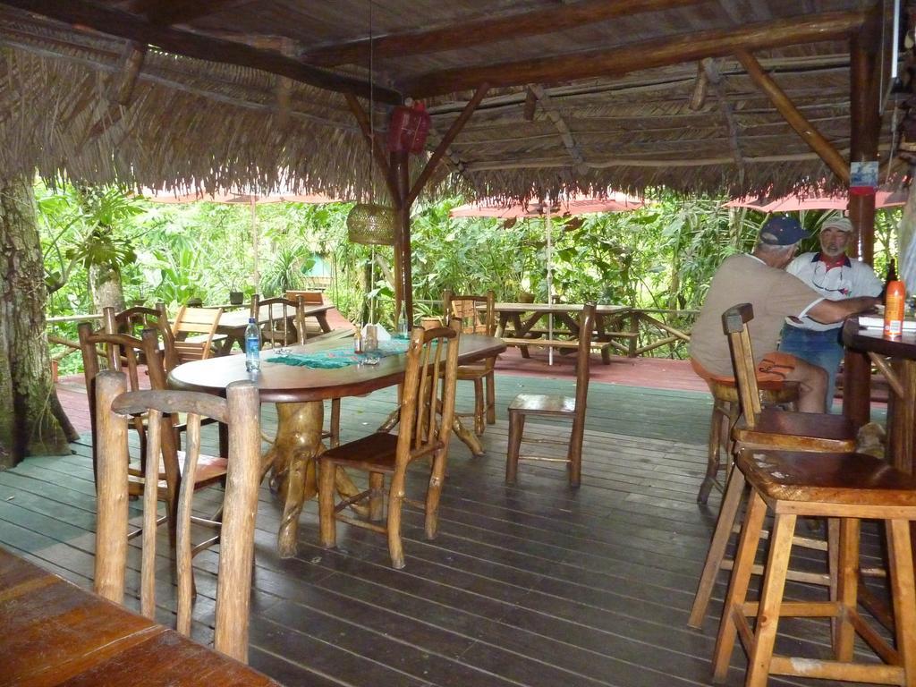Hotel Casa Perico Rio Dulce Bagian luar foto